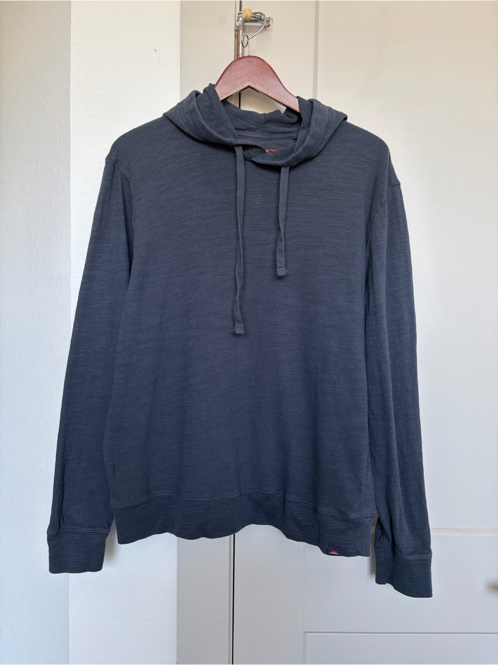 Faherty Sunwashed Organic Hoodie - Blue Nights Mens large